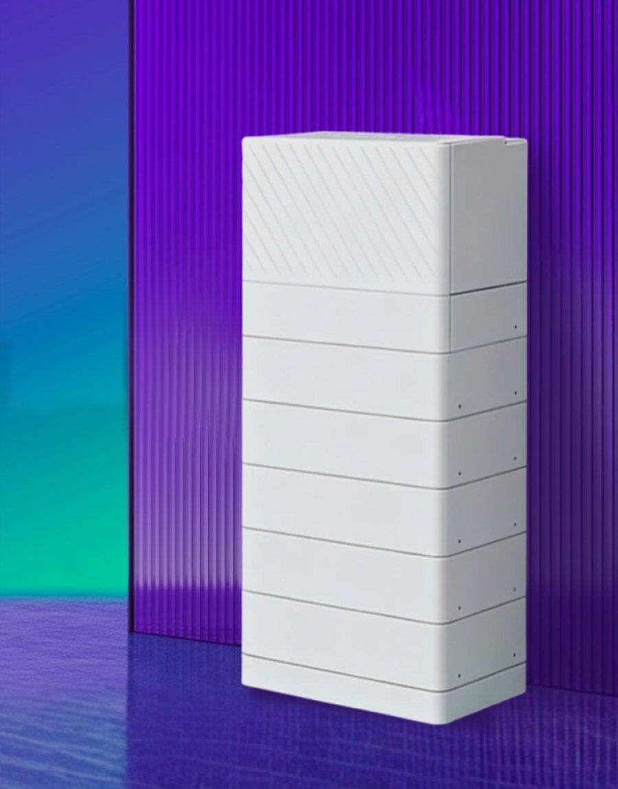Fox ESS PowerQ all-in-one home battery: a white inverter on top of stacked battery modules